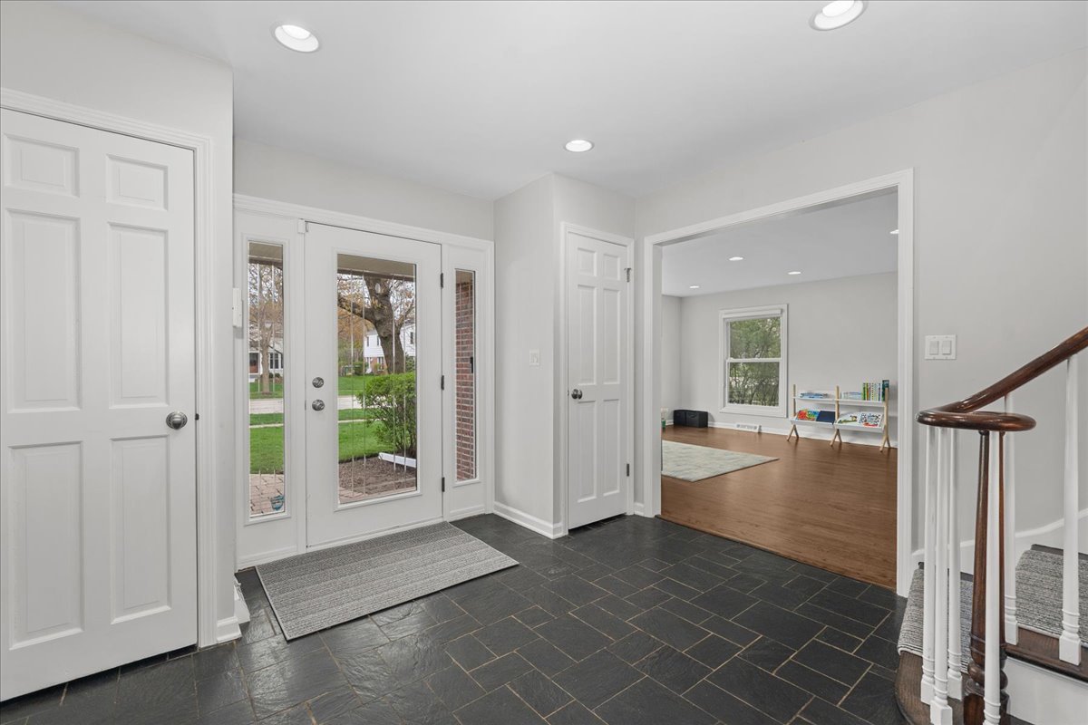 575 Carlisle Avenue