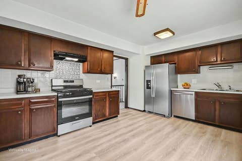 Tiny photo for 101 S Lancaster Drive, Bolingbrook, IL 60440 (MLS # 12727199)
