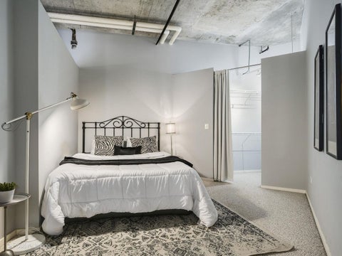 Tiny photo for 933 W Van Buren Street #823, Chicago, IL 60607 (MLS # 12708118)