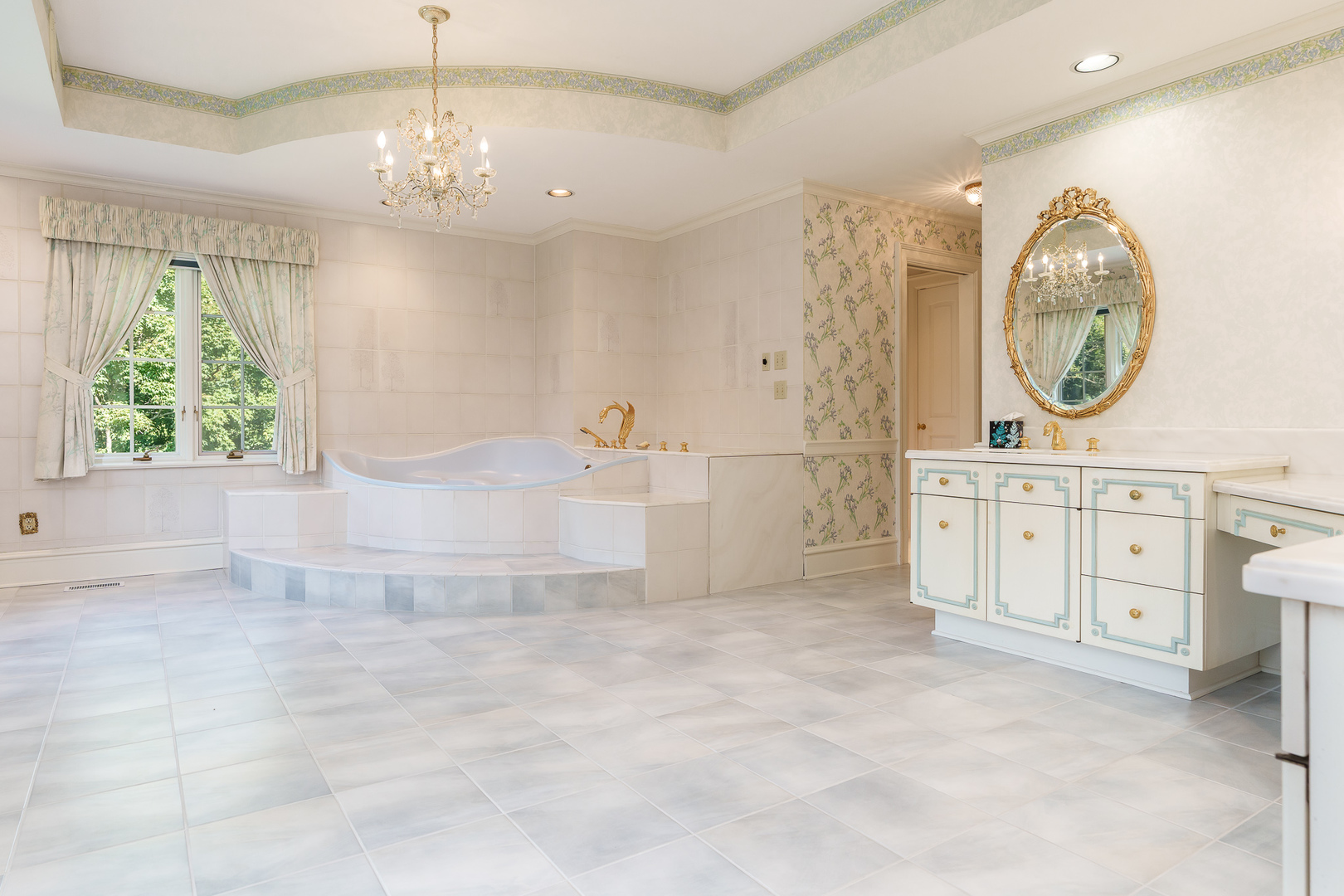 Rockford, Illinois 61107, United States, 4 Bedrooms Bedrooms, ,5 BathroomsBathrooms,Residential,Active,220835