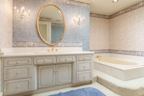 Tiny photo for 1637 Coachman Drive, Rockford, IL 61107 (MLS # 12485499)