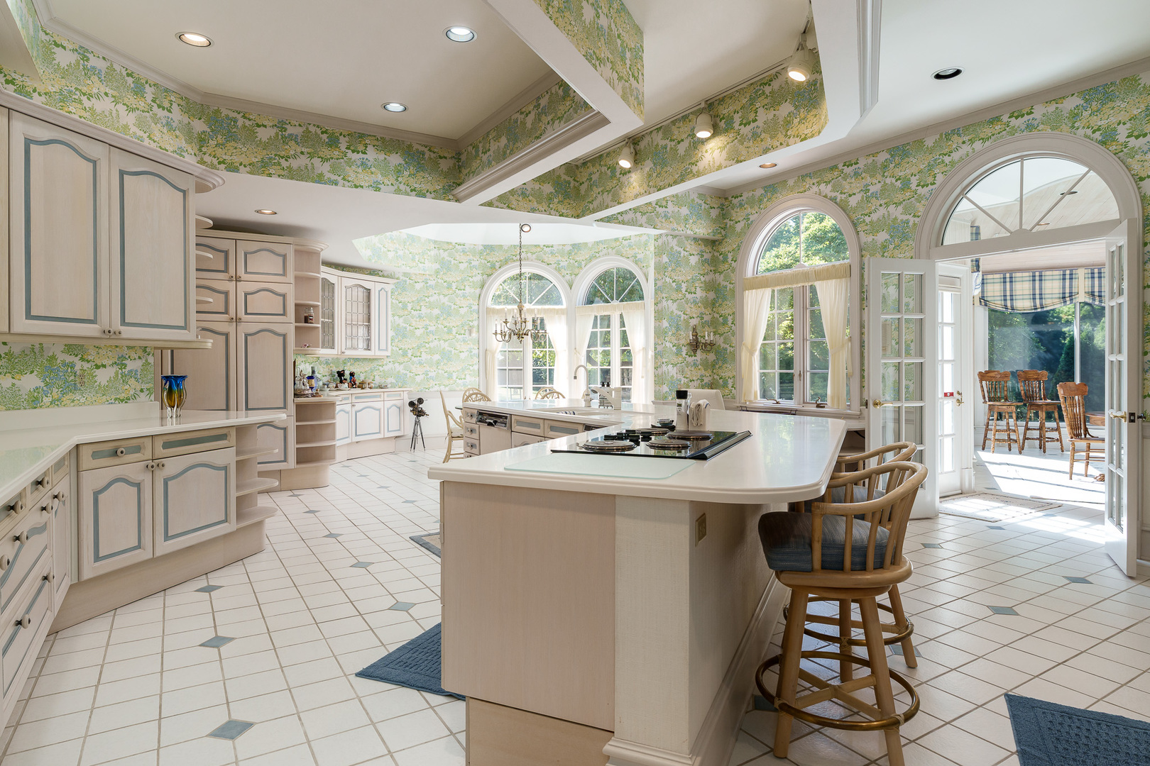 Rockford, Illinois 61107, United States, 4 Bedrooms Bedrooms, ,5 BathroomsBathrooms,Residential,Active,220835