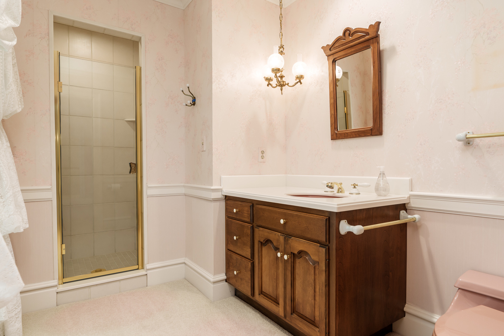 Rockford, Illinois 61107, United States, 4 Bedrooms Bedrooms, ,5 BathroomsBathrooms,Residential,Active,220835