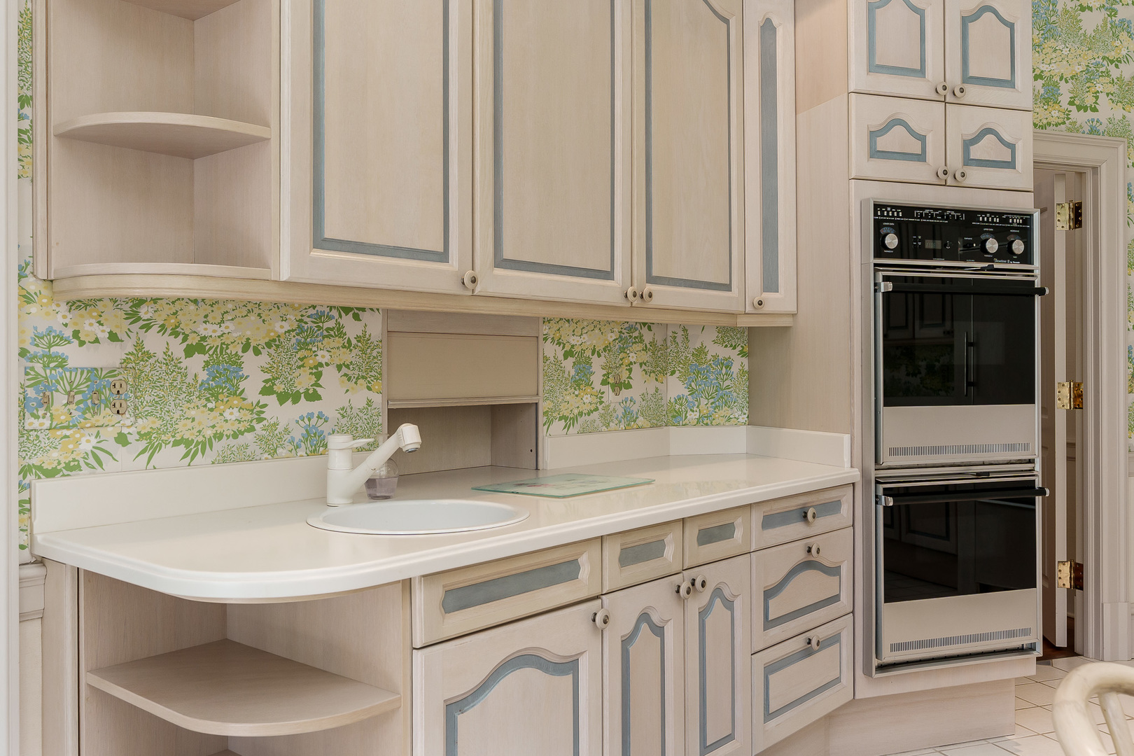 Rockford, Illinois 61107, United States, 4 Bedrooms Bedrooms, ,5 BathroomsBathrooms,Residential,Active,220835