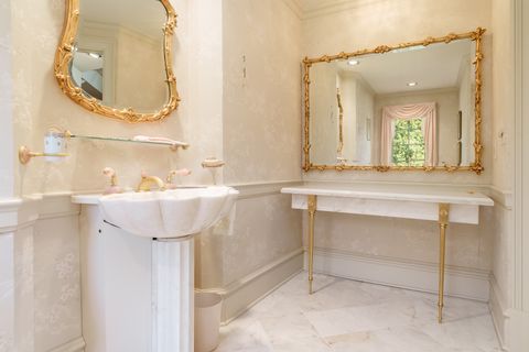 Tiny photo for 1637 Coachman Drive, Rockford, IL 61107 (MLS # 12485499)