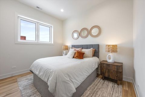 Tiny photo for 2129 N Damen Avenue #3S, Chicago, IL 60647 (MLS # 12619249)