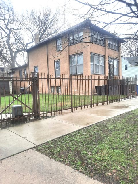 Tiny photo for 2665 E 77th Street, Chicago, IL 60649 (MLS # 12612355)