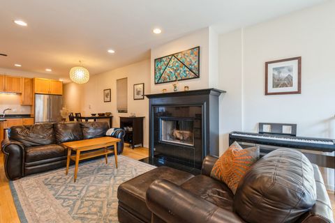 Tiny photo for 1932 W Crystal Street #1, Chicago, IL 60622 (MLS # 12580714)