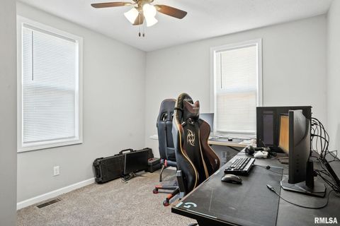 Tiny photo for 300 S 14TH Street, Le Claire, IA 52753 (MLS # QC4269578)