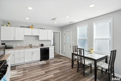 Tiny photo for 300 S 14TH Street, Le Claire, IA 52753 (MLS # QC4269578)