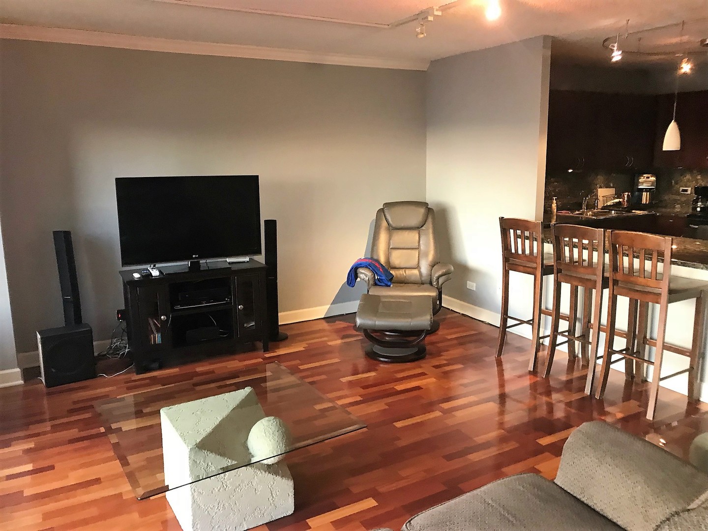 30 E Huron Street 3106