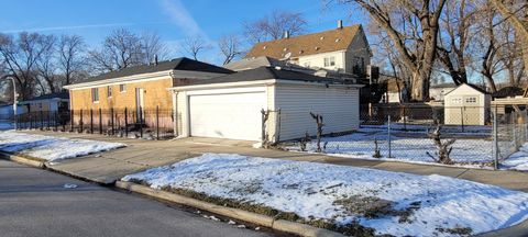 Tiny photo for 5359 S Lowe Avenue, Chicago, IL 60609 (MLS # 12598164)