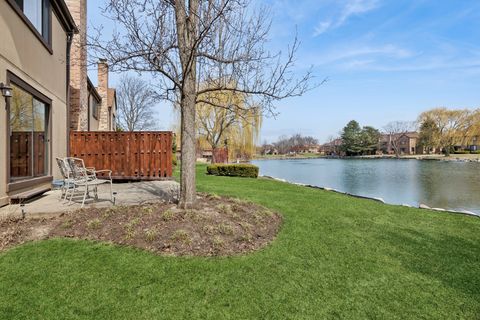 Tiny photo for 1480 Fairfax Lane #1480, Buffalo Grove, IL 60089 (MLS # 12590942)