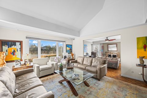 Tiny photo for 145 Rivershire Lane, Lincolnshire, IL 60069 (MLS # 12523898)