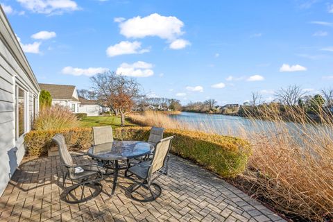 Tiny photo for 145 Rivershire Lane, Lincolnshire, IL 60069 (MLS # 12523898)