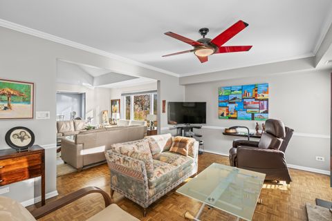 Tiny photo for 145 Rivershire Lane, Lincolnshire, IL 60069 (MLS # 12523898)