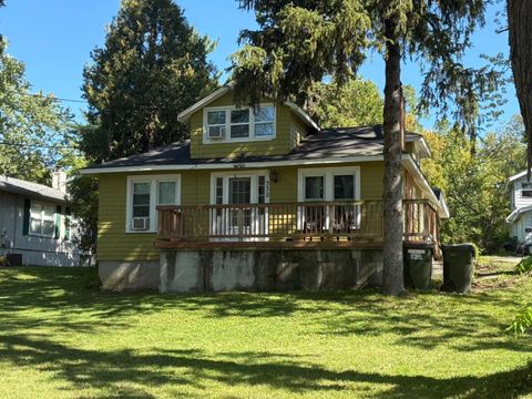 Tiny photo for 330 Park Avenue, Cary, IL 60013 (MLS # 12474880)