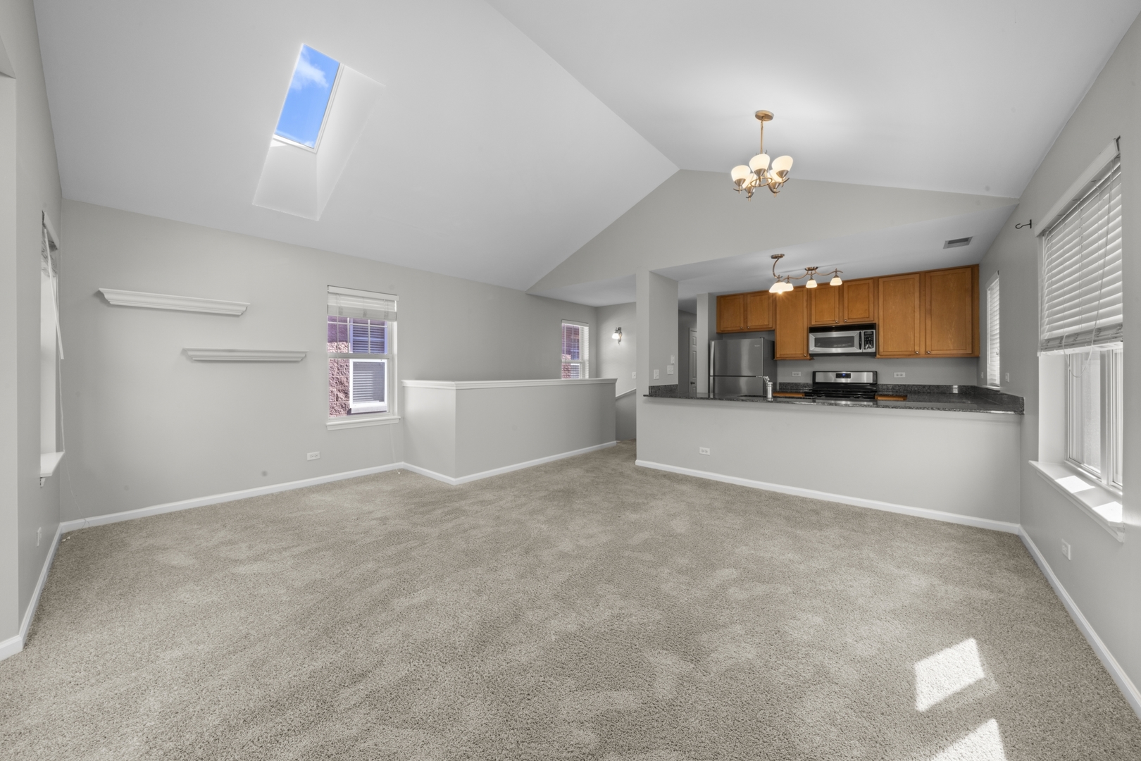 649 W Elm Street C