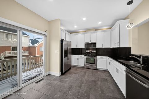 Tiny photo for 2164 W Concord Lane, Addison, IL 60101 (MLS # 12534753)