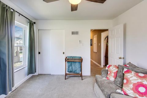 Tiny photo for 108 Beverly Place, Munster, IN 46321 (MLS # 12585006)