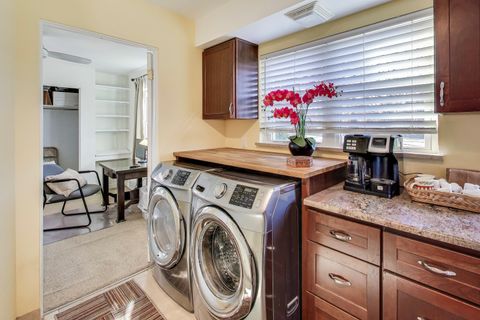 Tiny photo for 108 Beverly Place, Munster, IN 46321 (MLS # 12585006)