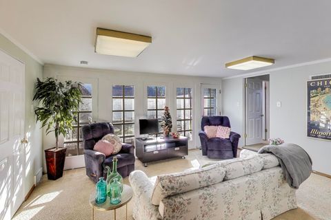 Tiny photo for 108 Beverly Place, Munster, IN 46321 (MLS # 12585006)