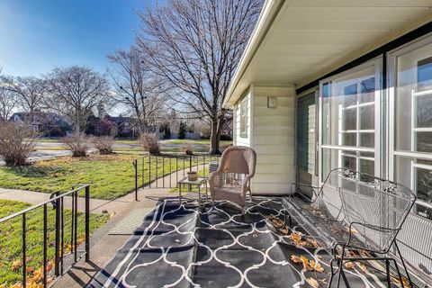 Tiny photo for 108 Beverly Place, Munster, IN 46321 (MLS # 12585006)