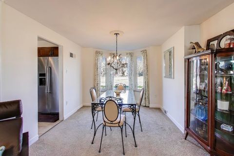 Tiny photo for 108 Beverly Place, Munster, IN 46321 (MLS # 12585006)