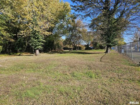 509 W 7TH Street Metropolis IL 62960