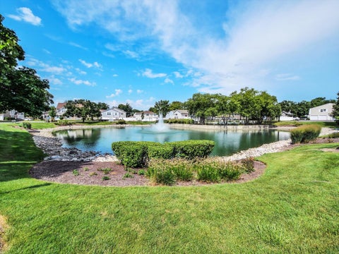 Tiny photo for 1546 Timber Trail #1546, Wheaton, IL 60189 (MLS # 12756091)