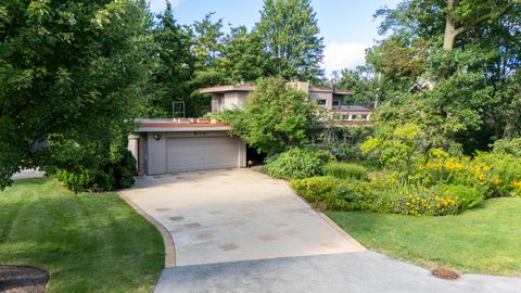 800 Solar Lane Glenview IL 60025