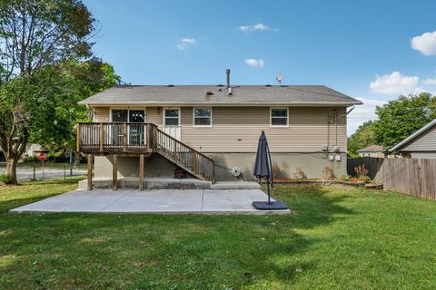 Tiny photo for 617 Arnold Avenue, Streamwood, IL 60107 (MLS # 12480060)