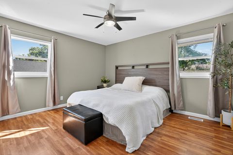 Tiny photo for 617 Arnold Avenue, Streamwood, IL 60107 (MLS # 12480060)
