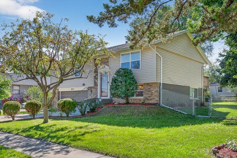 Tiny photo for 617 Arnold Avenue, Streamwood, IL 60107 (MLS # 12480060)
