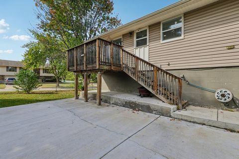 Tiny photo for 617 Arnold Avenue, Streamwood, IL 60107 (MLS # 12480060)