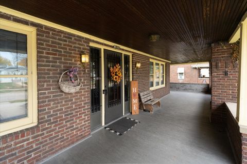 Tiny photo for 532 7th Street, Lasalle, IL 61301 (MLS # 12546066)