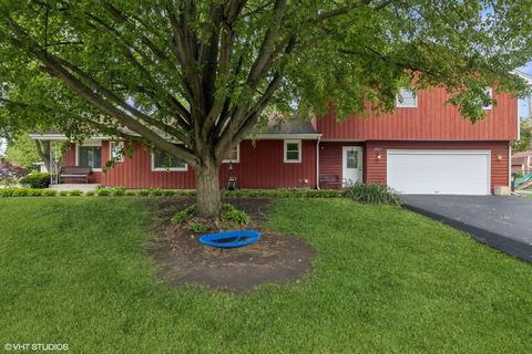 1511 Lakeland Avenue McHenry IL 60050
