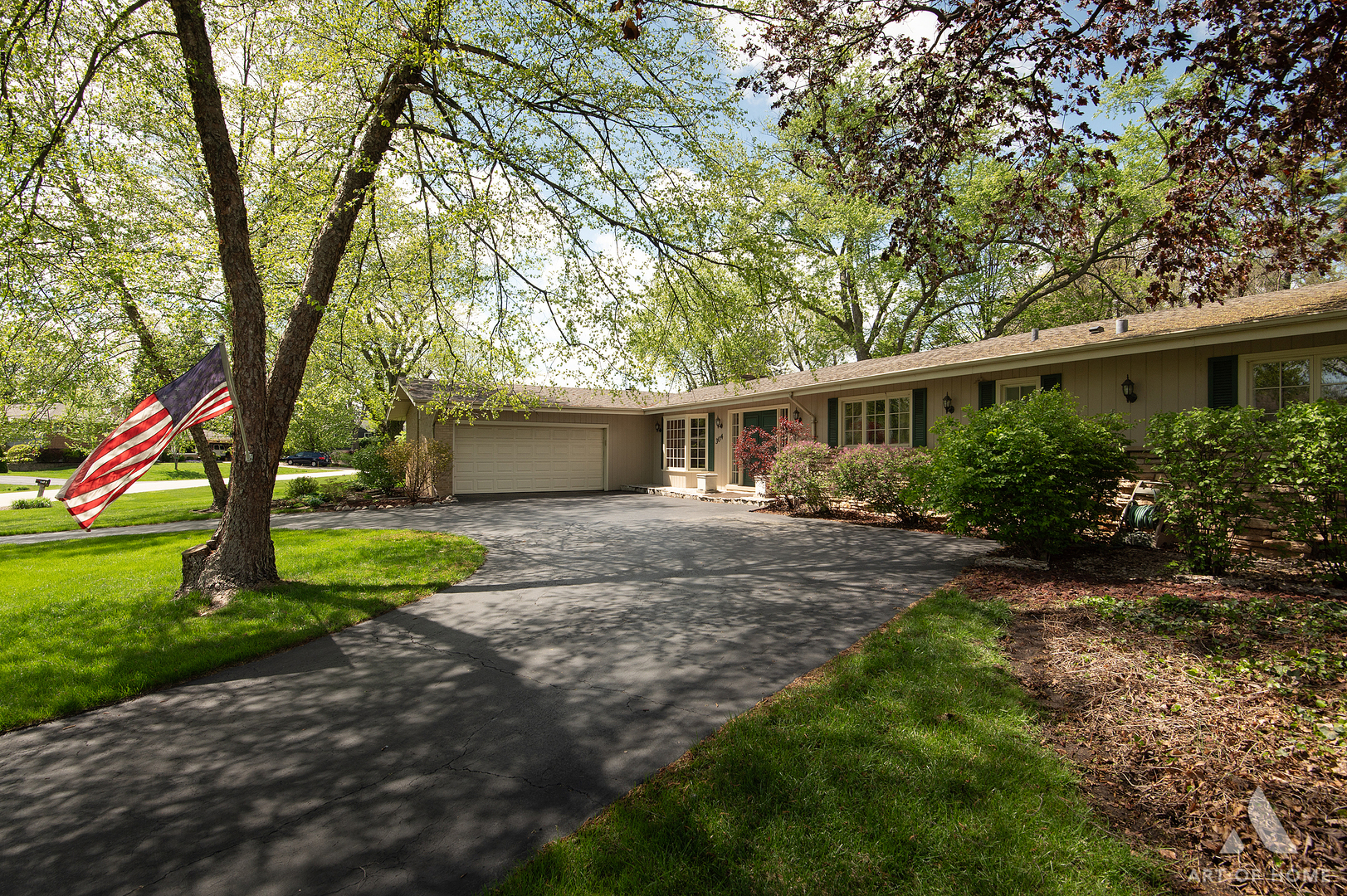 304 S Circle Drive