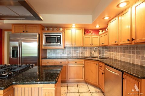 Tiny photo for 304 S Circle Drive, Palatine, IL 60067 (MLS # 12633579)