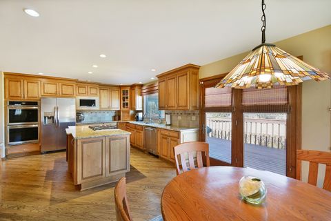 Tiny photo for 21 N Highview Circle, Hawthorn Woods, IL 60047 (MLS # 12588058)