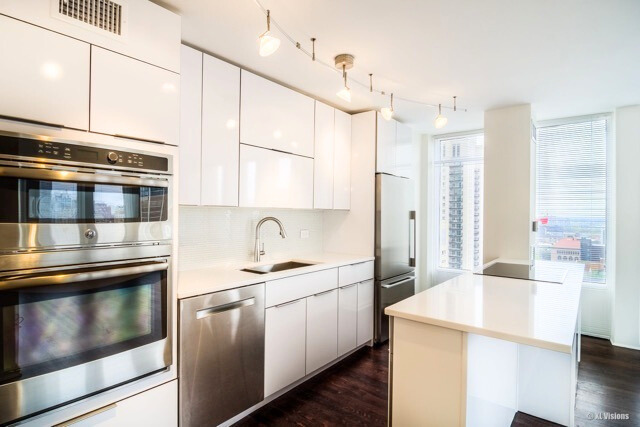 100 E Walton Street 22H