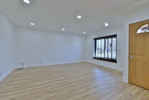 Tiny photo for 340 Somerset Drive, Streamwood, IL 60107 (MLS # 12589205)