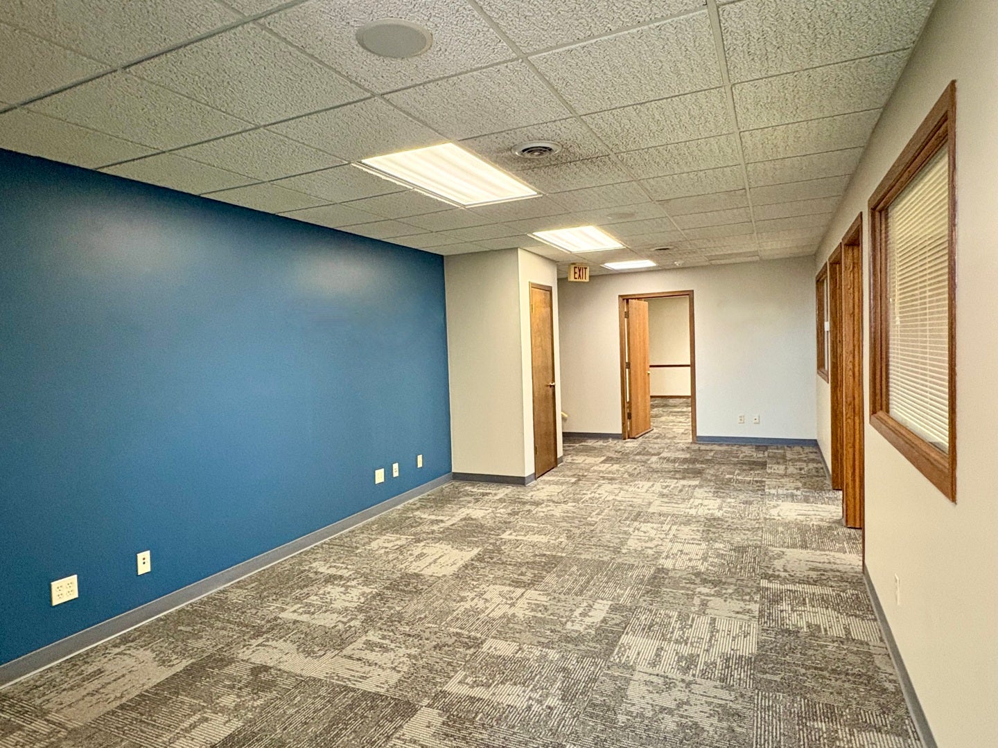 750 Almar Parkway 200-202