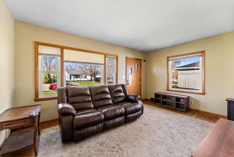 Tiny photo for 1325 W 38th Street, Davenport, IA 52806 (MLS # 12611524)