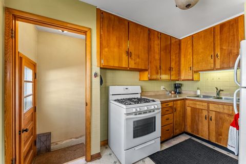 Tiny photo for 1325 W 38th Street, Davenport, IA 52806 (MLS # 12611524)