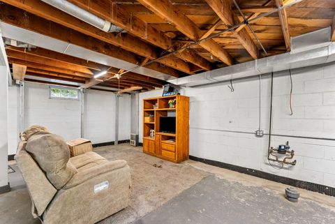 Tiny photo for 1325 W 38th Street, Davenport, IA 52806 (MLS # 12611524)