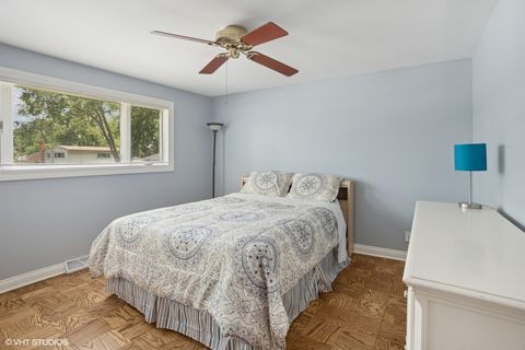 Tiny photo for 3N276 N Howard Avenue, Elmhurst, IL 60126 (MLS # 12504128)