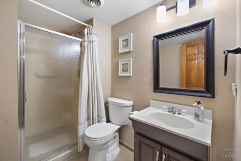 Tiny photo for 41 Manchester Court, Fox River Grove, IL 60021 (MLS # 12631716)
