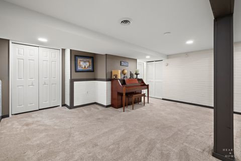 Tiny photo for 41 Manchester Court, Fox River Grove, IL 60021 (MLS # 12631716)