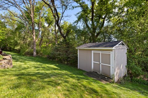 Tiny photo for 41 Manchester Court, Fox River Grove, IL 60021 (MLS # 12631716)